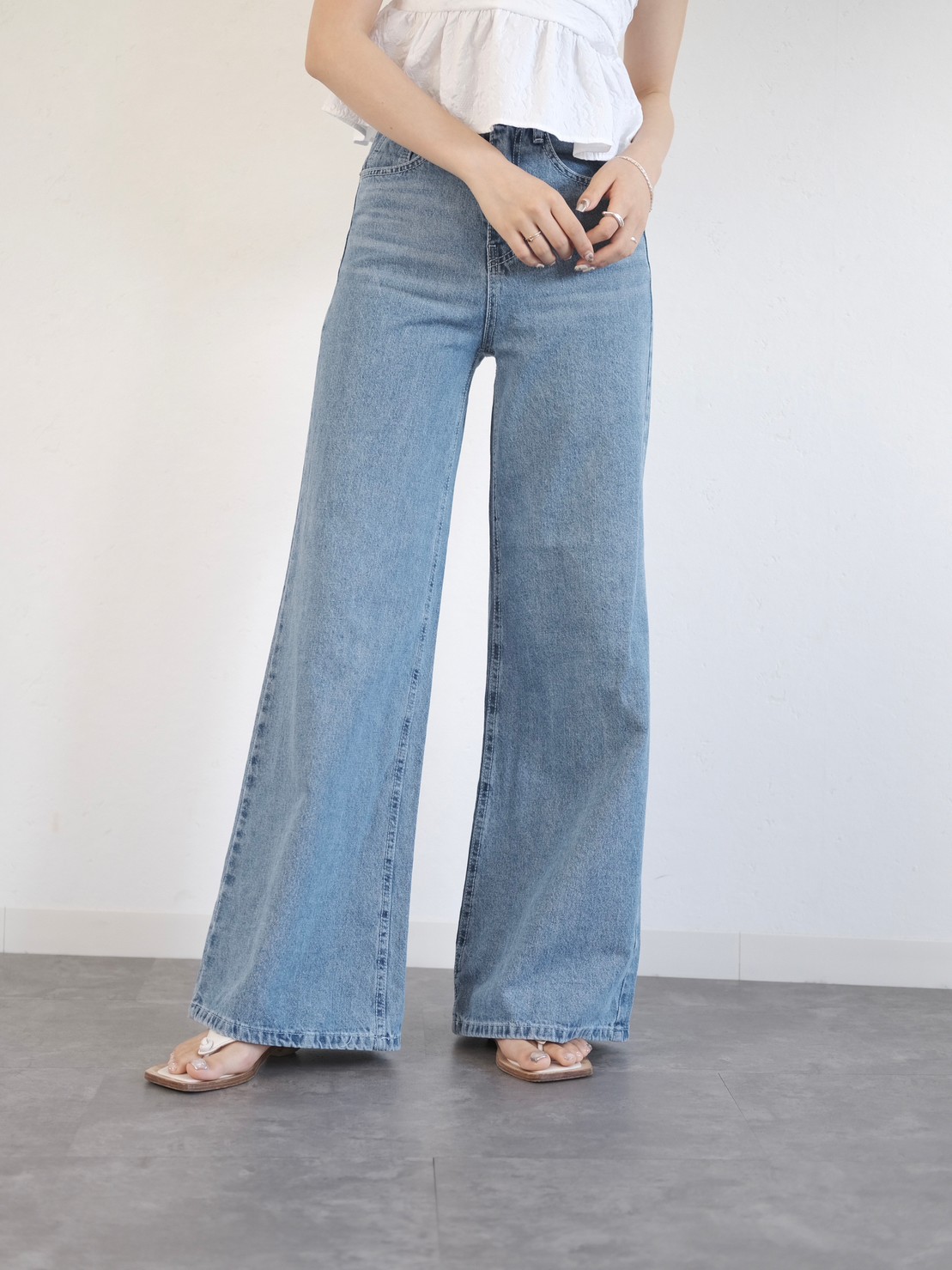 wide flare denim BOTTOMS Reurie'(レウリィ)