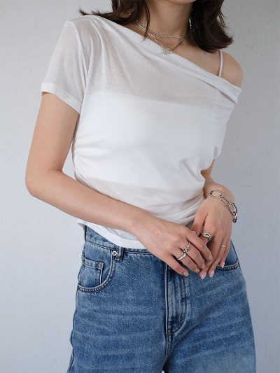 side gather oneshoulder top