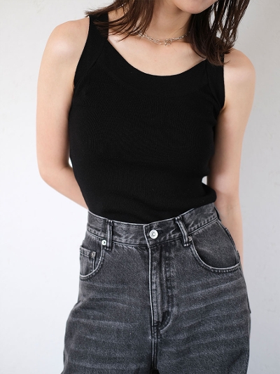 wide strap tanktop